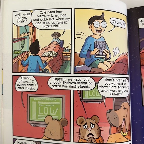 Science Comics 2 Book Bundle - Picture 8 of 16